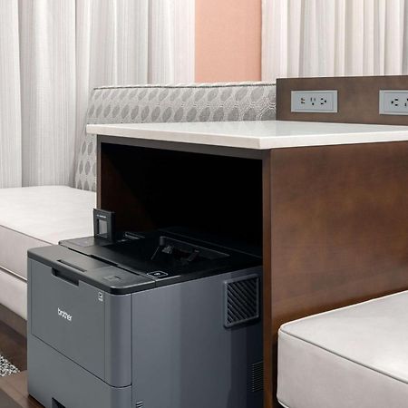 Hampton Inn And Suites Hartford/Фармингтън Екстериор снимка
