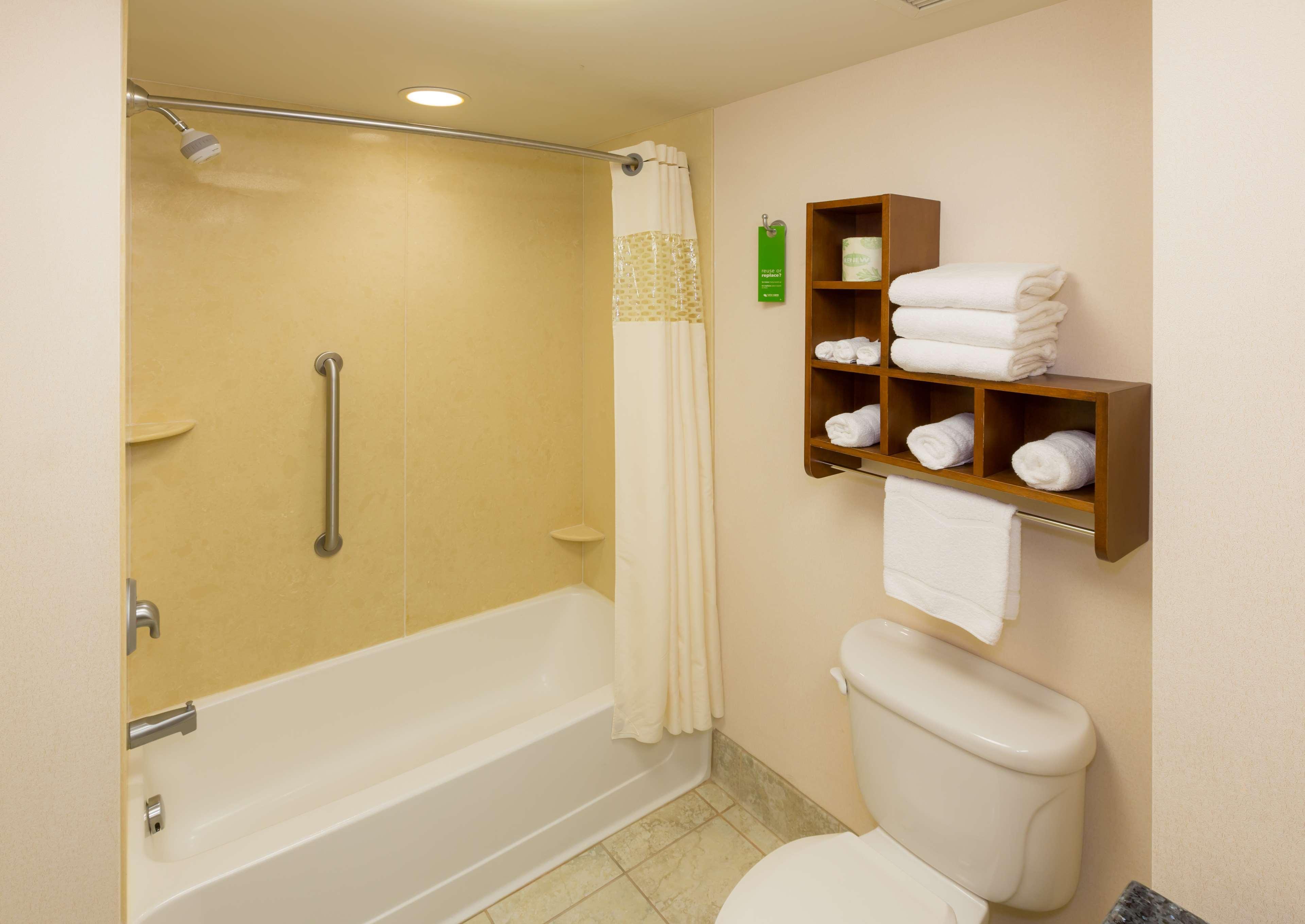Hampton Inn And Suites Hartford/Фармингтън Екстериор снимка