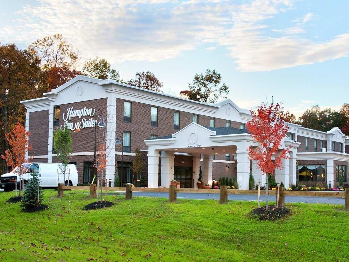 Hampton Inn And Suites Hartford/Фармингтън Екстериор снимка