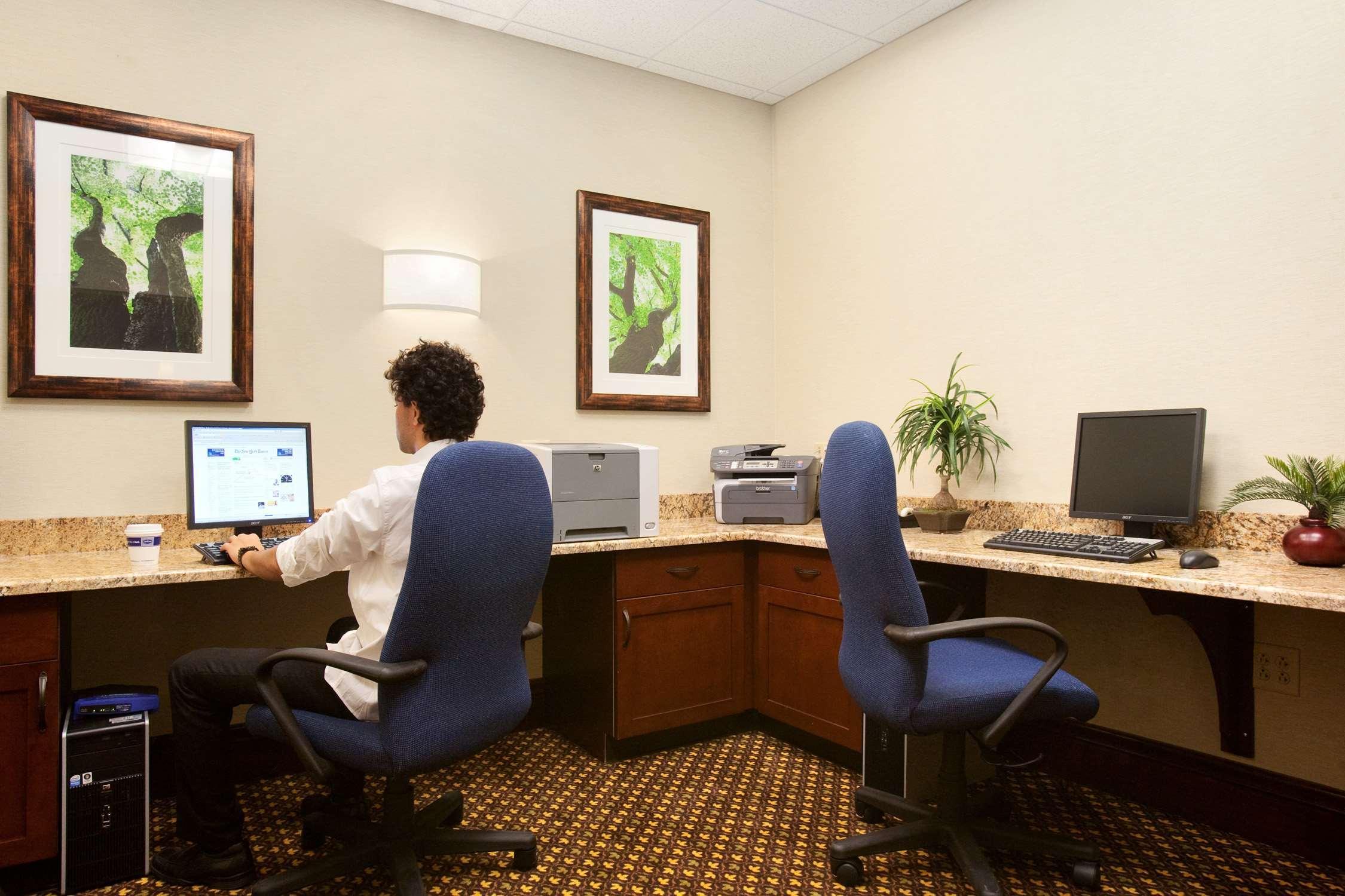 Hampton Inn And Suites Hartford/Фармингтън Екстериор снимка
