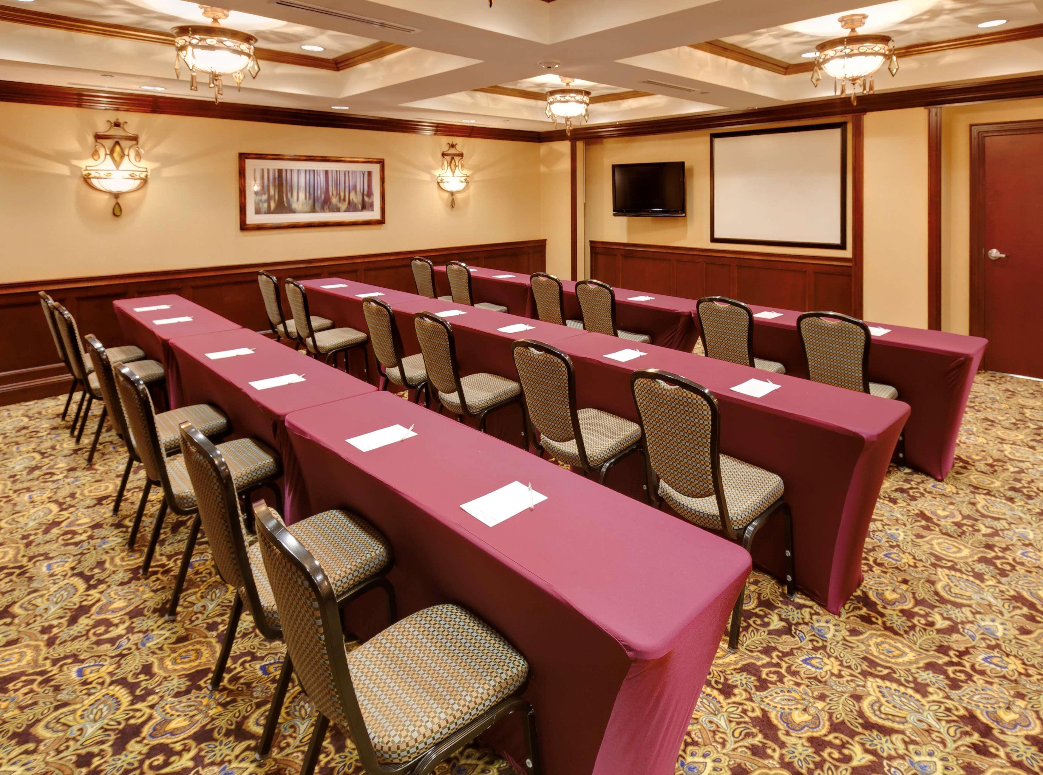 Hampton Inn And Suites Hartford/Фармингтън Екстериор снимка