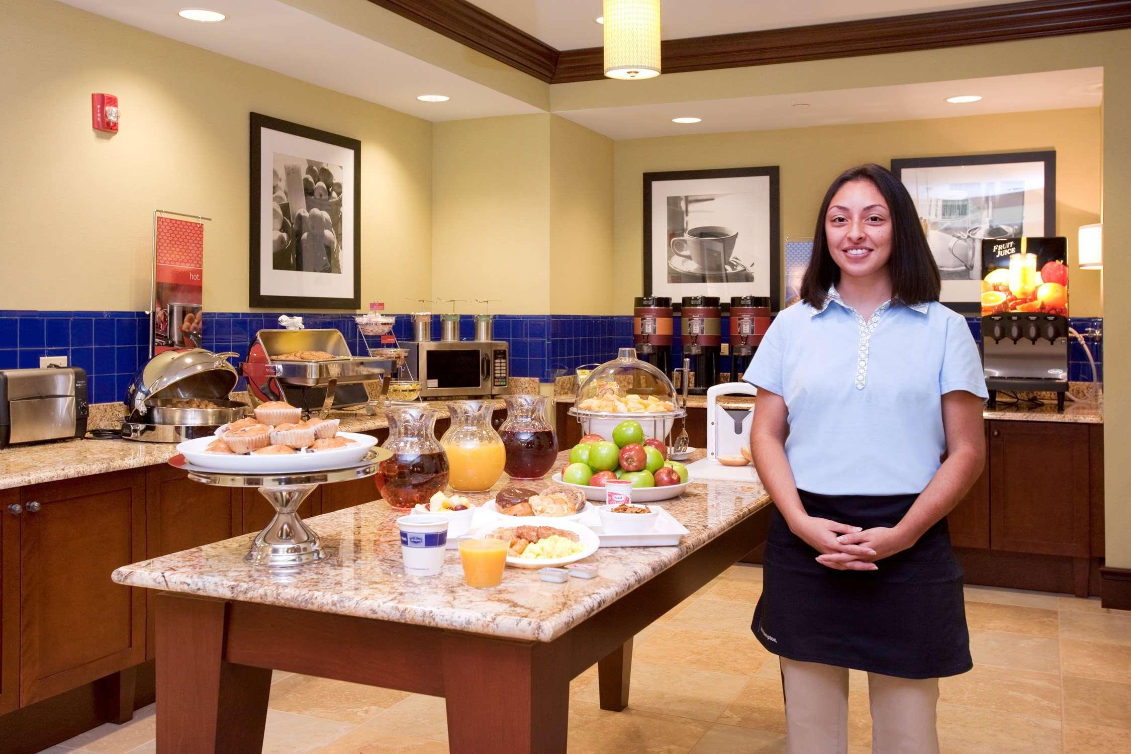 Hampton Inn And Suites Hartford/Фармингтън Екстериор снимка
