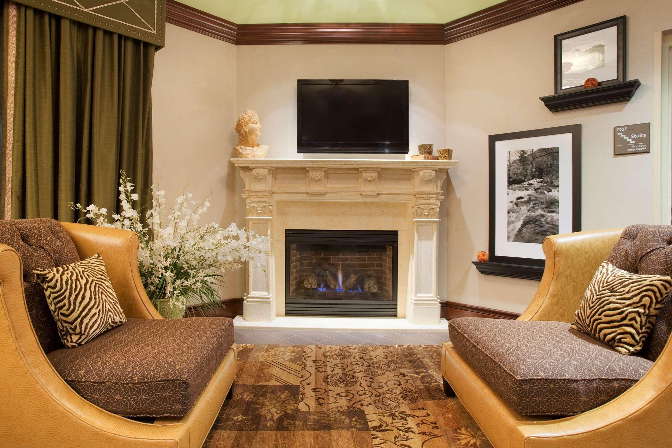 Hampton Inn And Suites Hartford/Фармингтън Екстериор снимка