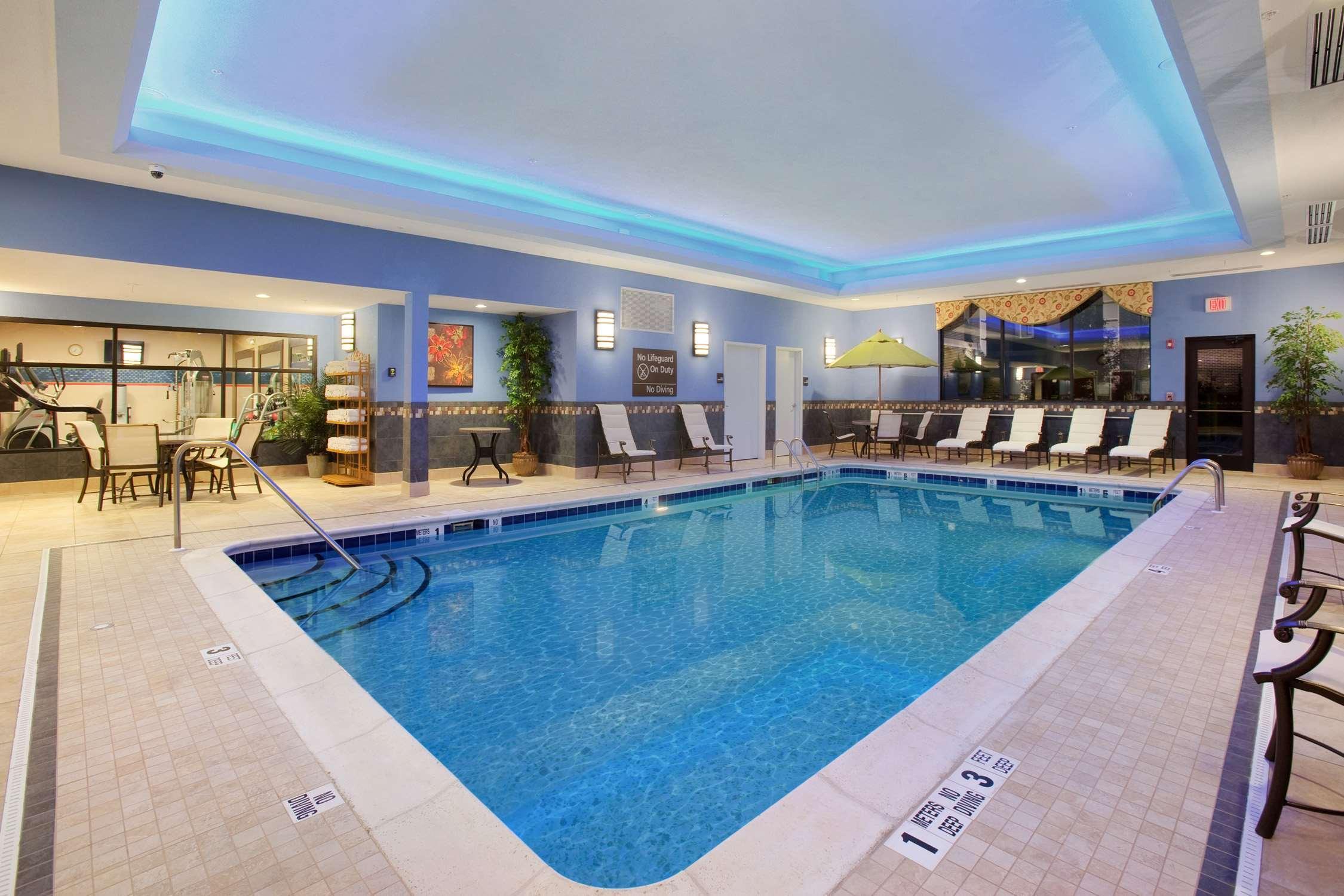 Hampton Inn And Suites Hartford/Фармингтън Екстериор снимка