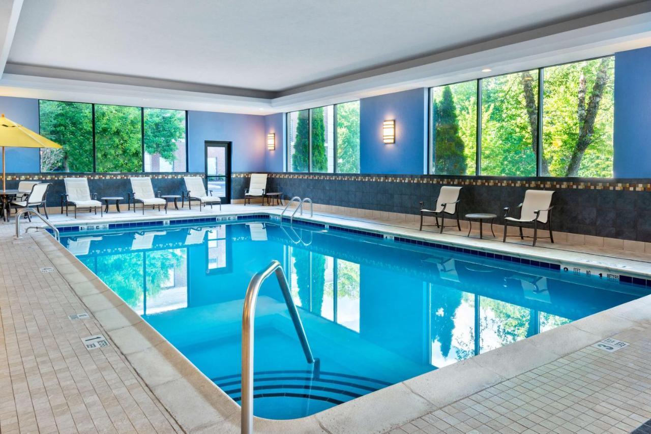 Hampton Inn And Suites Hartford/Фармингтън Екстериор снимка