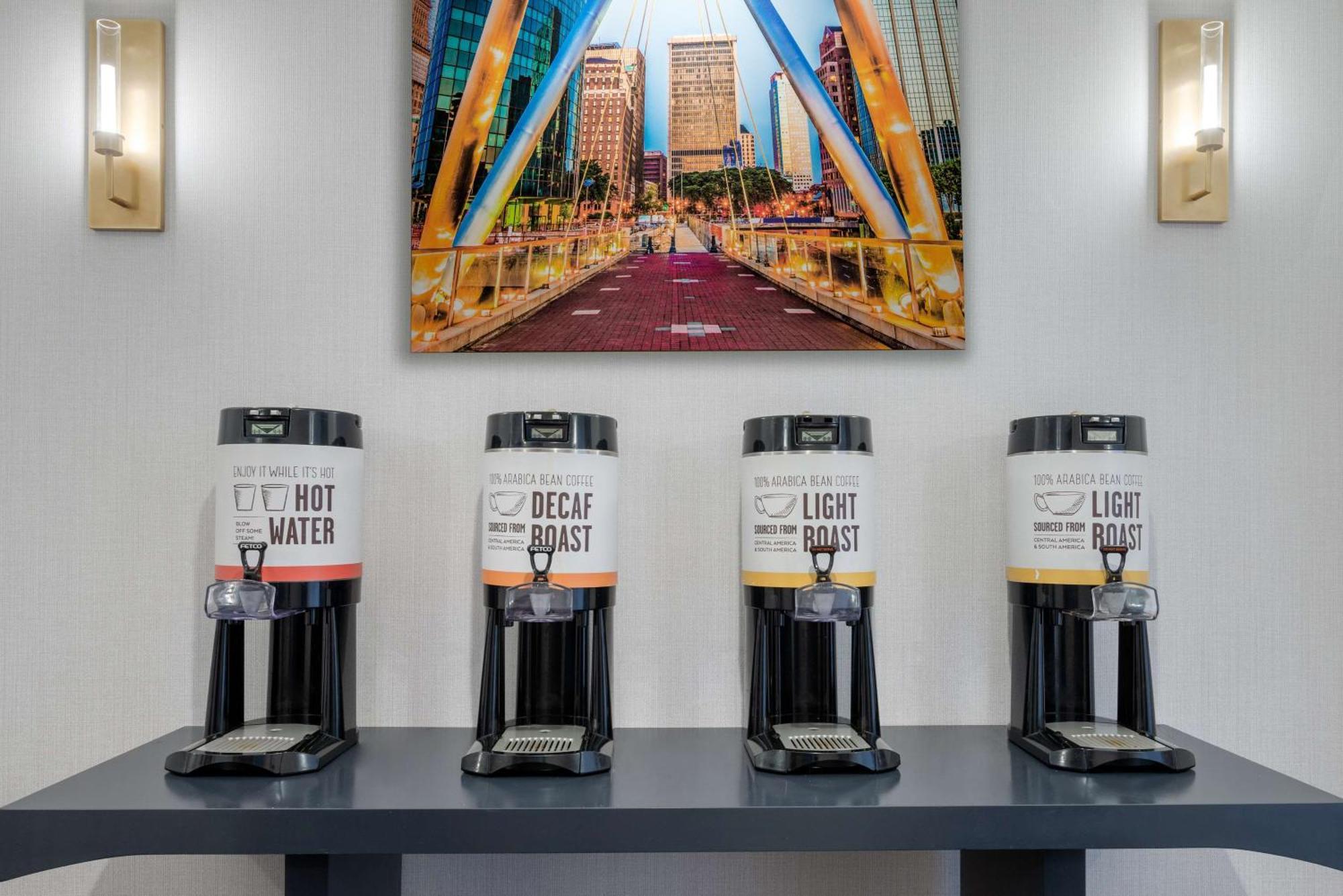 Hampton Inn And Suites Hartford/Фармингтън Екстериор снимка