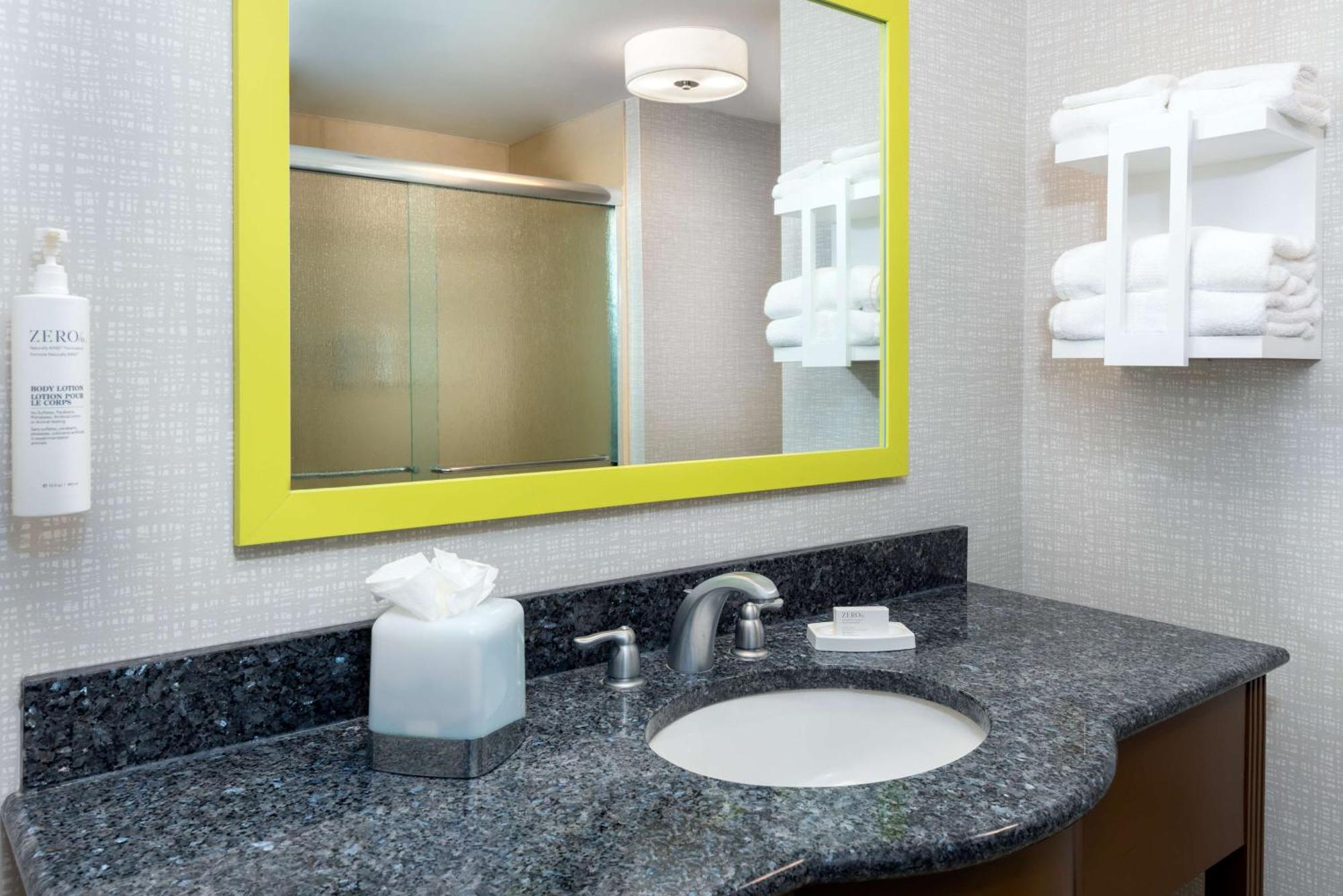 Hampton Inn And Suites Hartford/Фармингтън Екстериор снимка